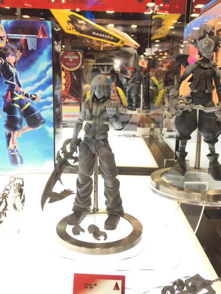 News Kingdom Hearts II Riku & Halloween Town Sora Play Arts Kai